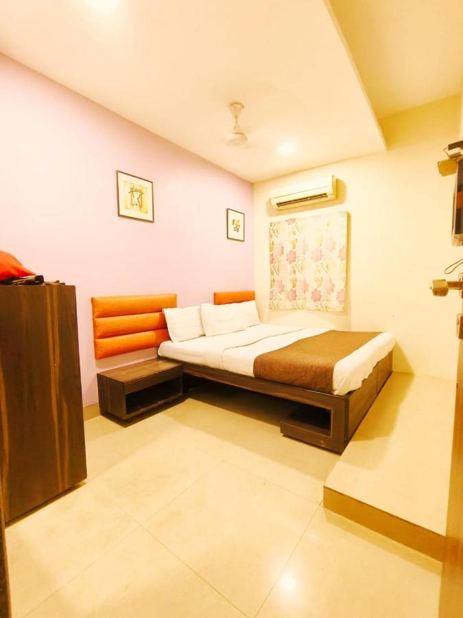 Hotel Amfahh Mumbai Exteriör bild