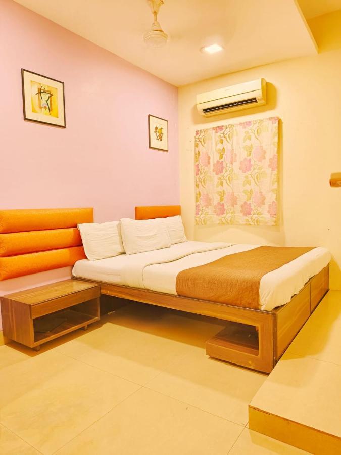 Hotel Amfahh Mumbai Exteriör bild